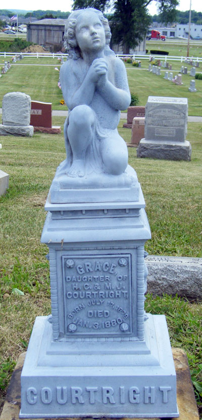 Grace Courtright marker, Union Grove Cemetery, Canal Winchester, Ohio. Photo by Amy Crow, taken 24 June 2008; all rights reserved.